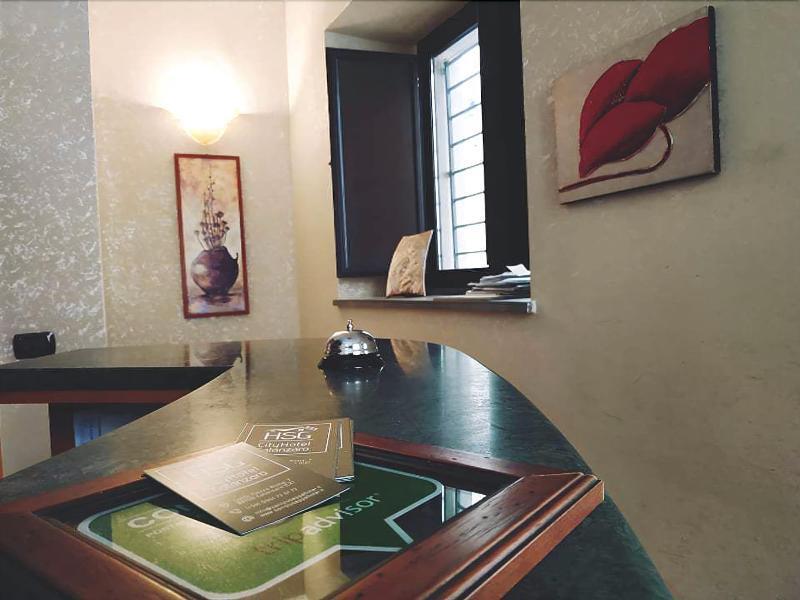 Hotel San Giuseppe - Cityhotel 카탄차로 외부 사진