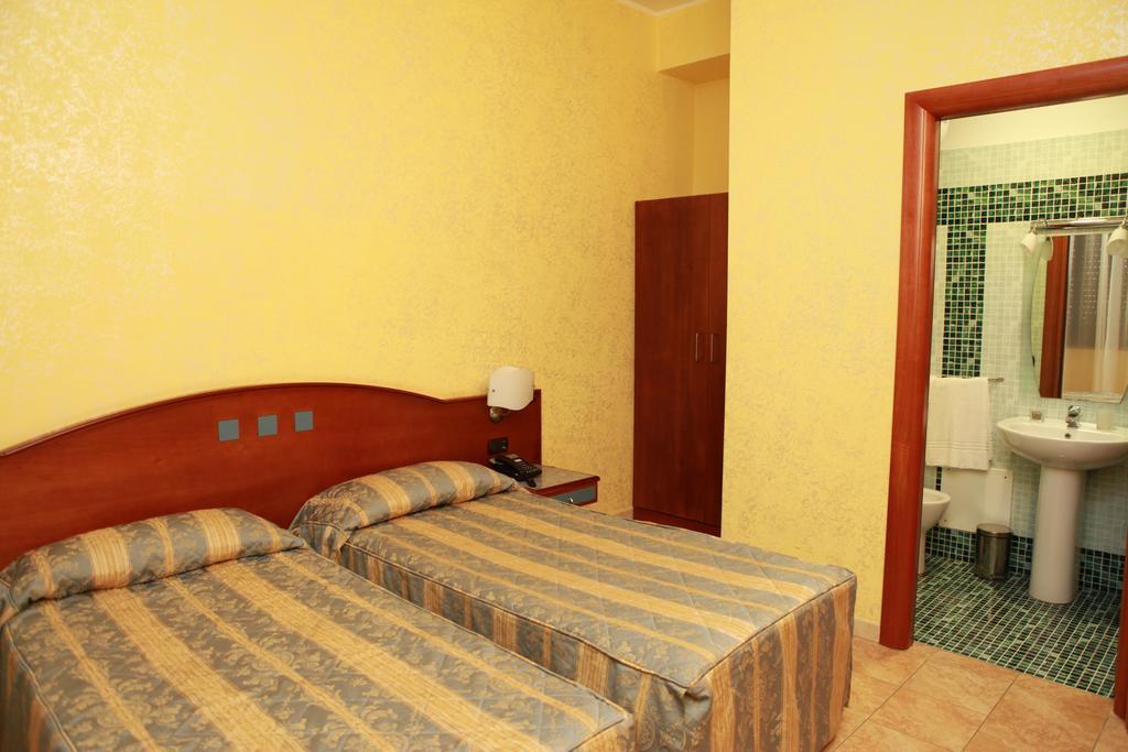 Hotel San Giuseppe - Cityhotel 카탄차로 외부 사진