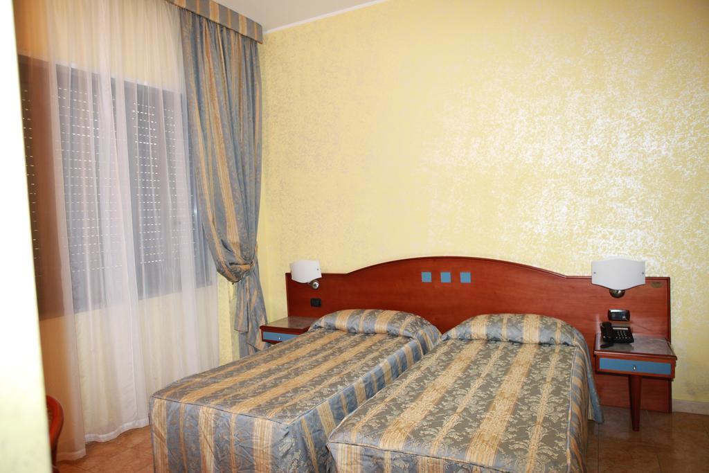Hotel San Giuseppe - Cityhotel 카탄차로 객실 사진